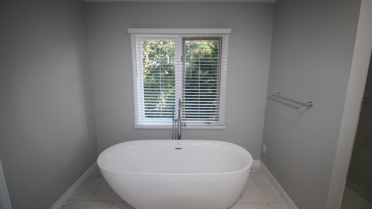 Tub