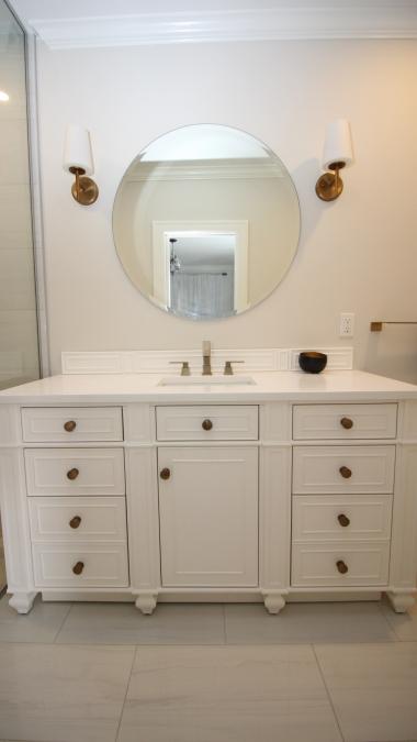 Bathroom vanity